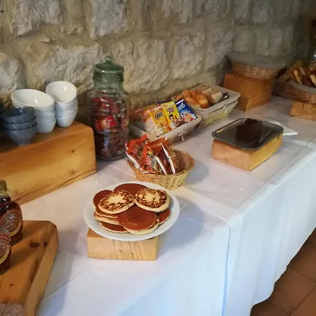 Chateau D'arpaillargues - Les Collectionneurs Hotel Arpaillargues-et-Aureillac