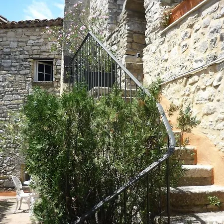 Chateau D'arpaillargues - Les Collectionneurs