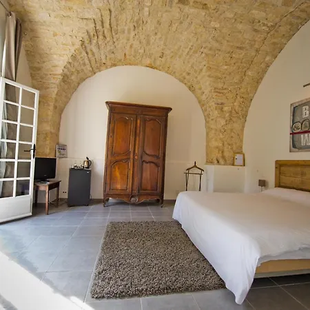Chateau D'arpaillargues - Les Collectionneurs Hotel